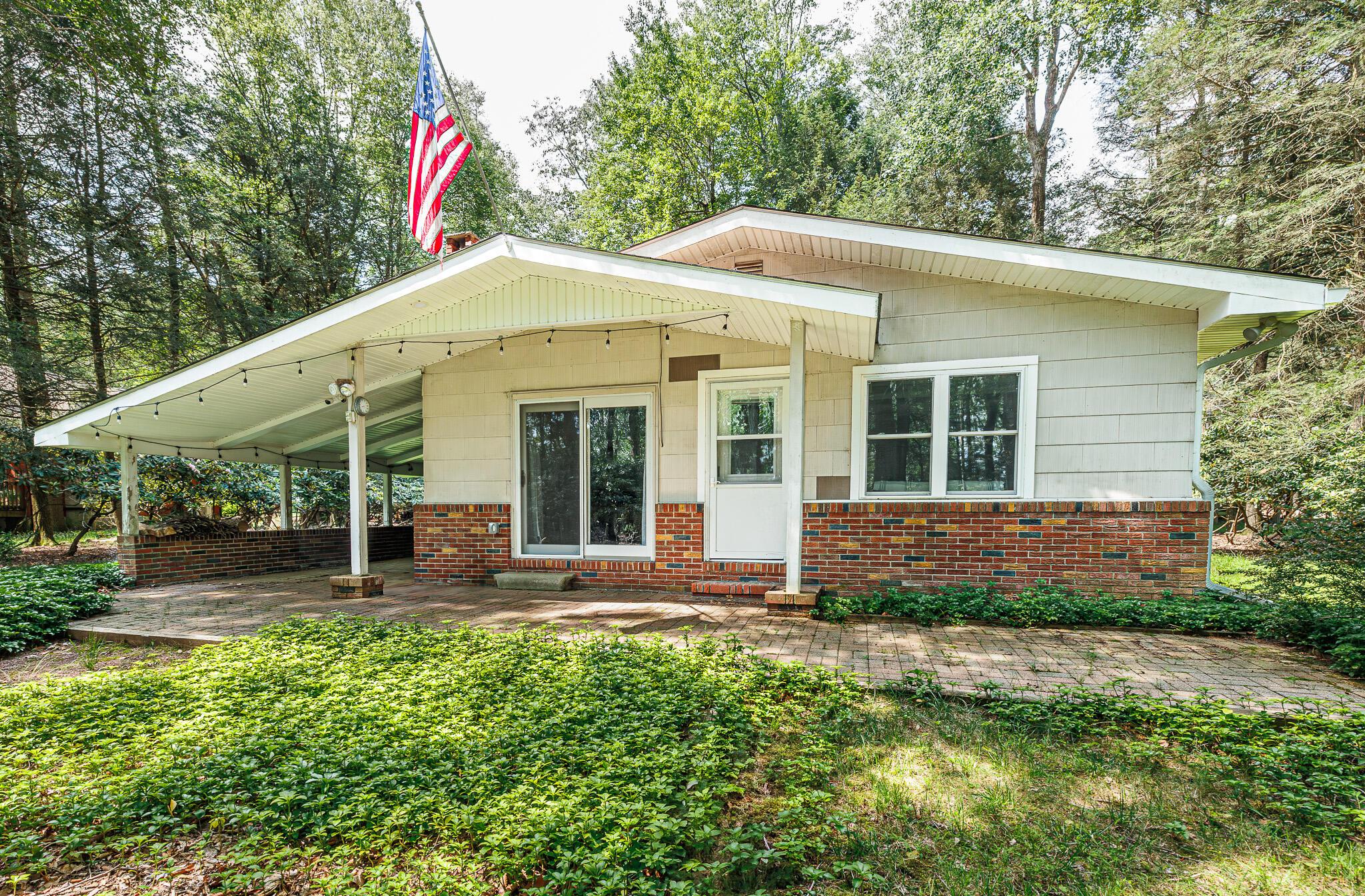 Image 2: Front of House