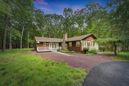 108 Tall Oak Road