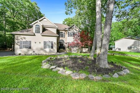 5245 Hilltop Circle