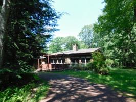 223 Moseywood Rd