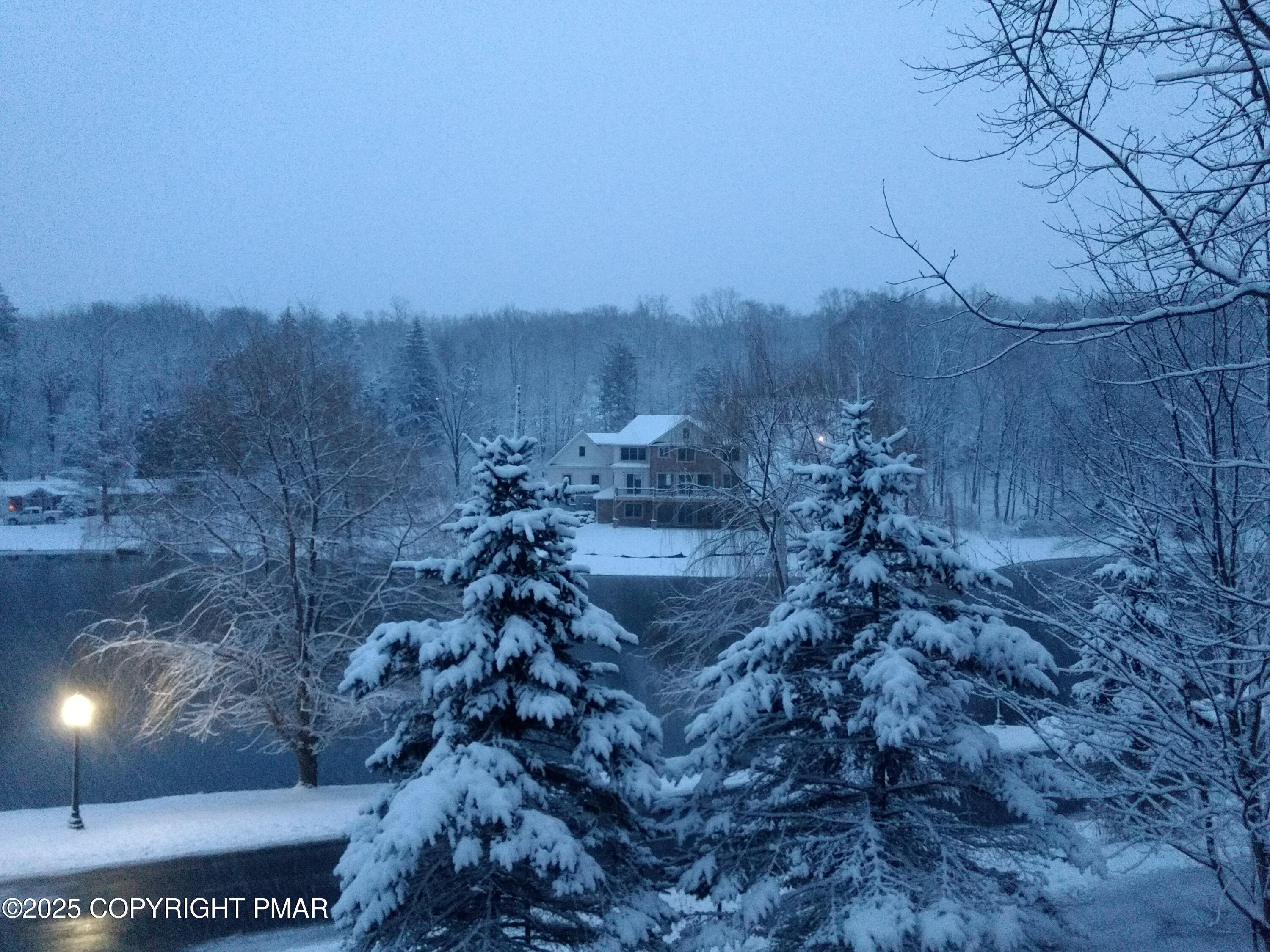 Image 4: IMG_20180321_192503814_BURST001