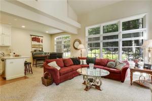 33 Summitwind Drive