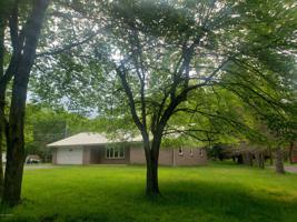 383 N Shore Dr
