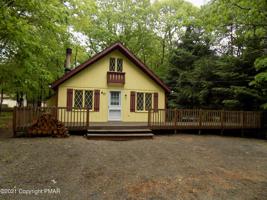 60 Buckhill Rd