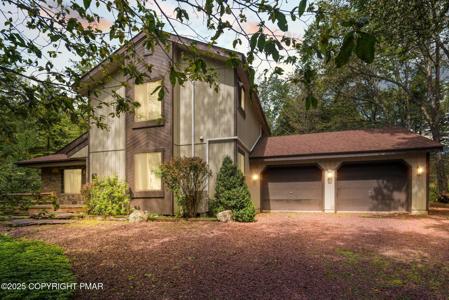 5425 Woodland Avenue