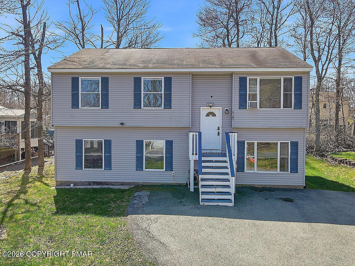 Image 2: 4 Bedroom, 2 Bathroom, 2034 sqft