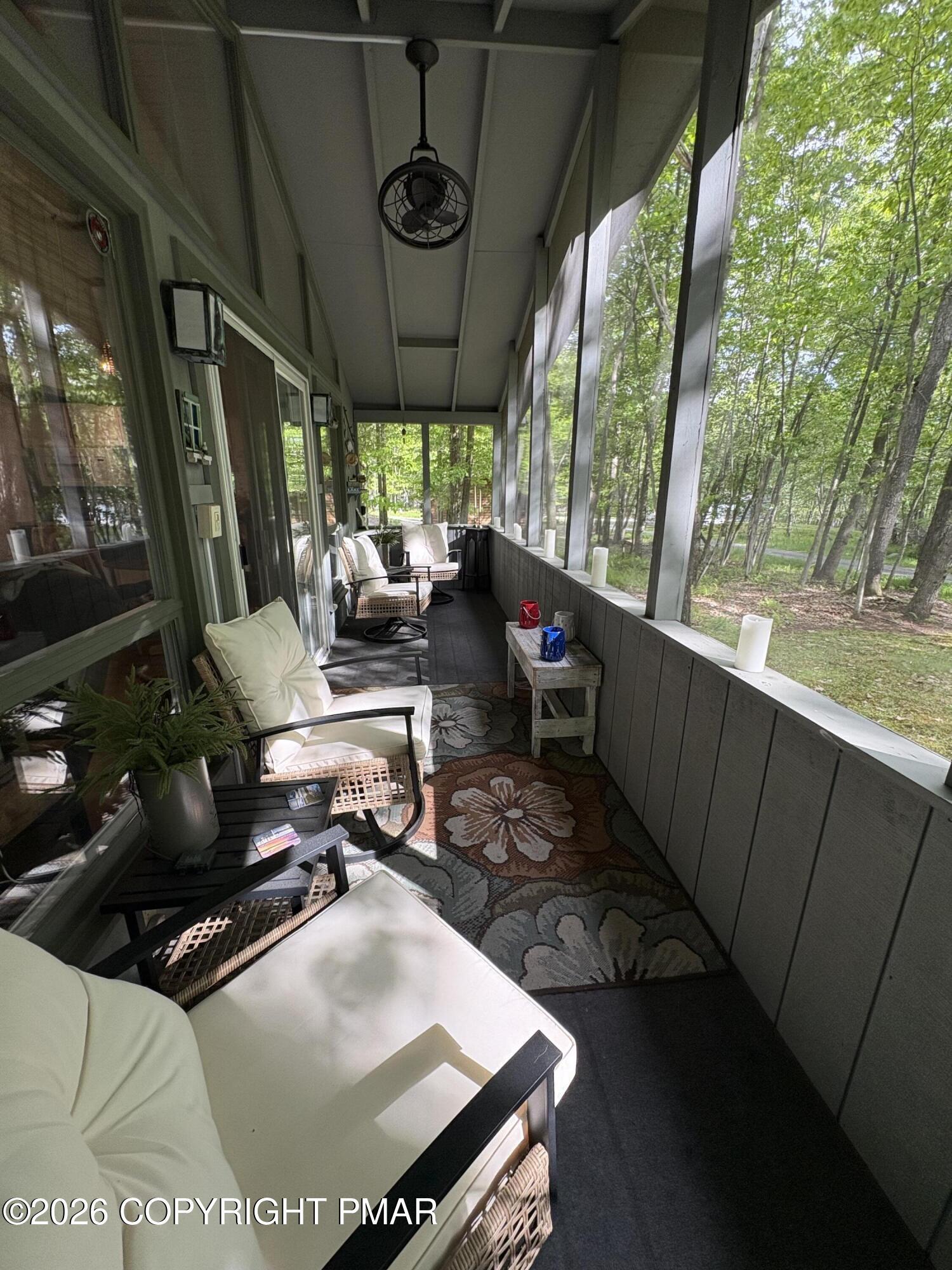 Image 3: Screened Porch