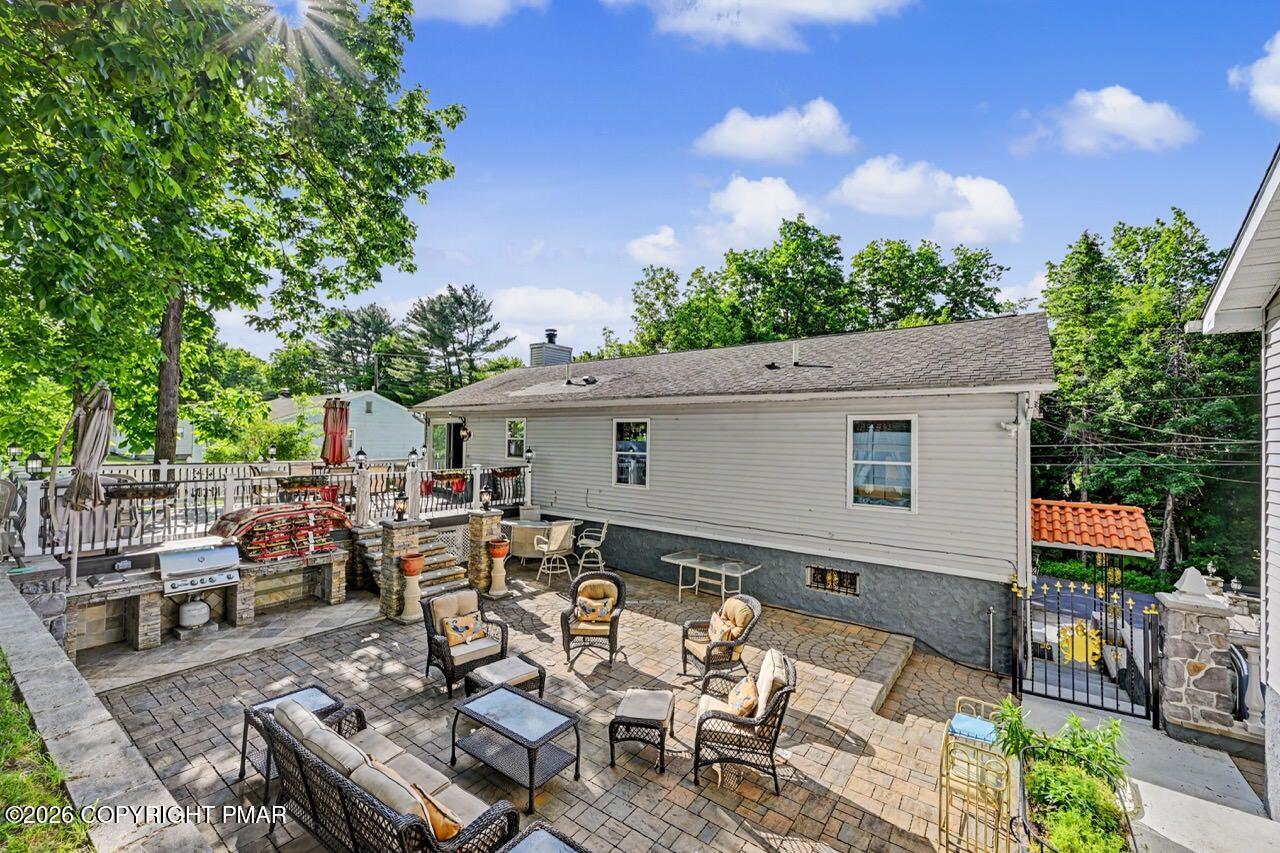 Image 4: 515 Crocus Dr 03 Large