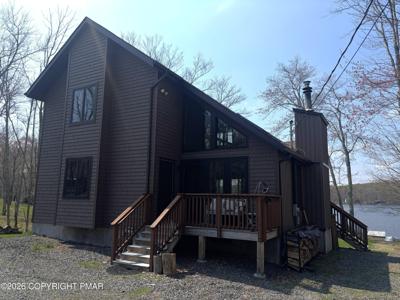 11 Lake Drive