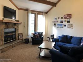 8 Castagnolia Dr