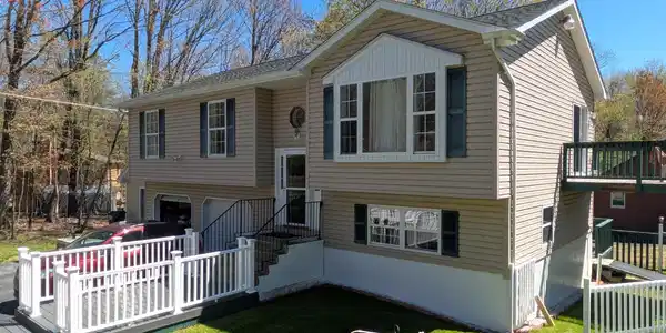 1637 Sugar Lane
