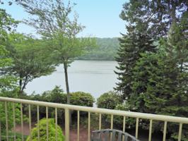 51 Midlake Drive 302
