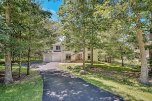5294 Hilltop Cir