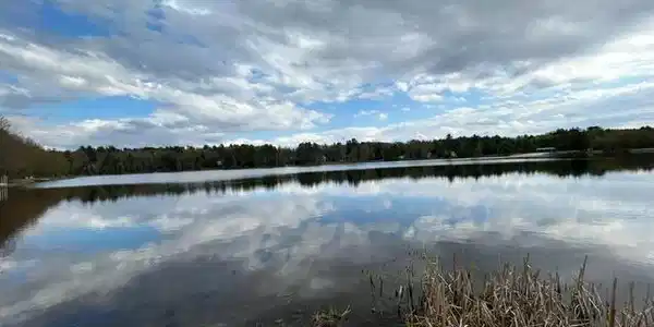 Image 2: lake sinca