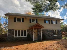 240 Upper Lakeview Dr