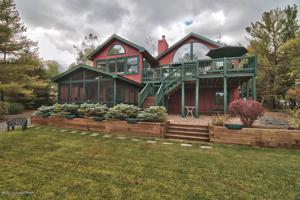 6220 Lakeview Drive