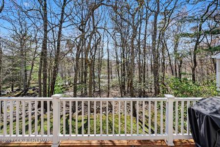 5 Beachwood Court