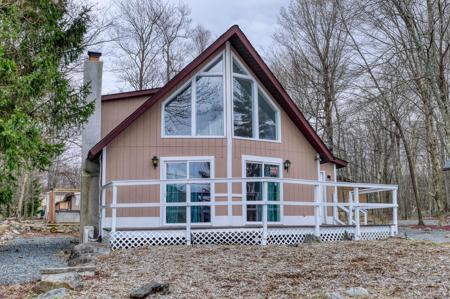 1452 Waterfront Drive
