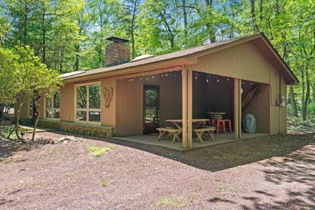 8 Big Boulder Road