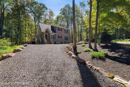 113 Comanche Trail