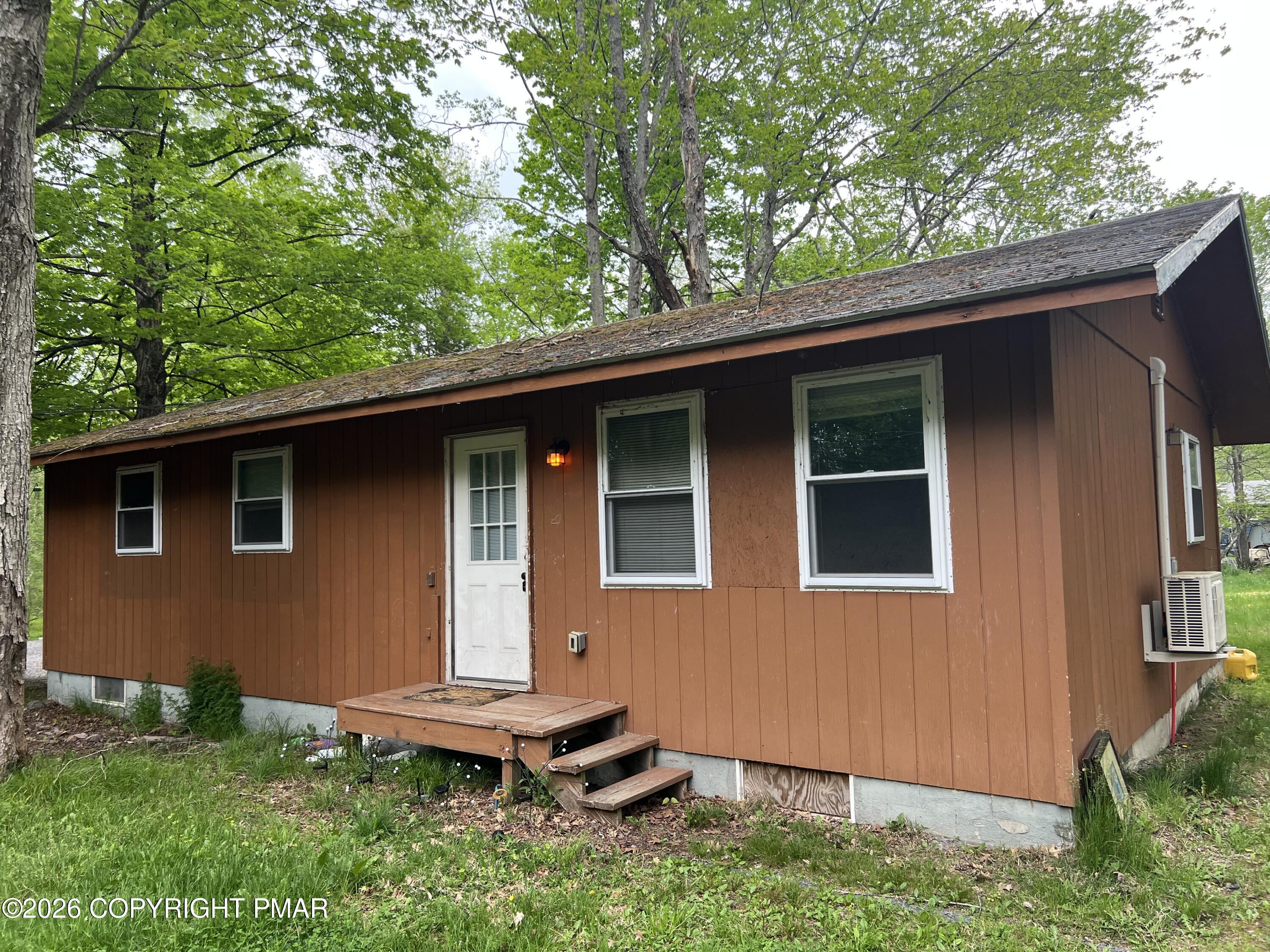 Image 1: 143 Orono Dr