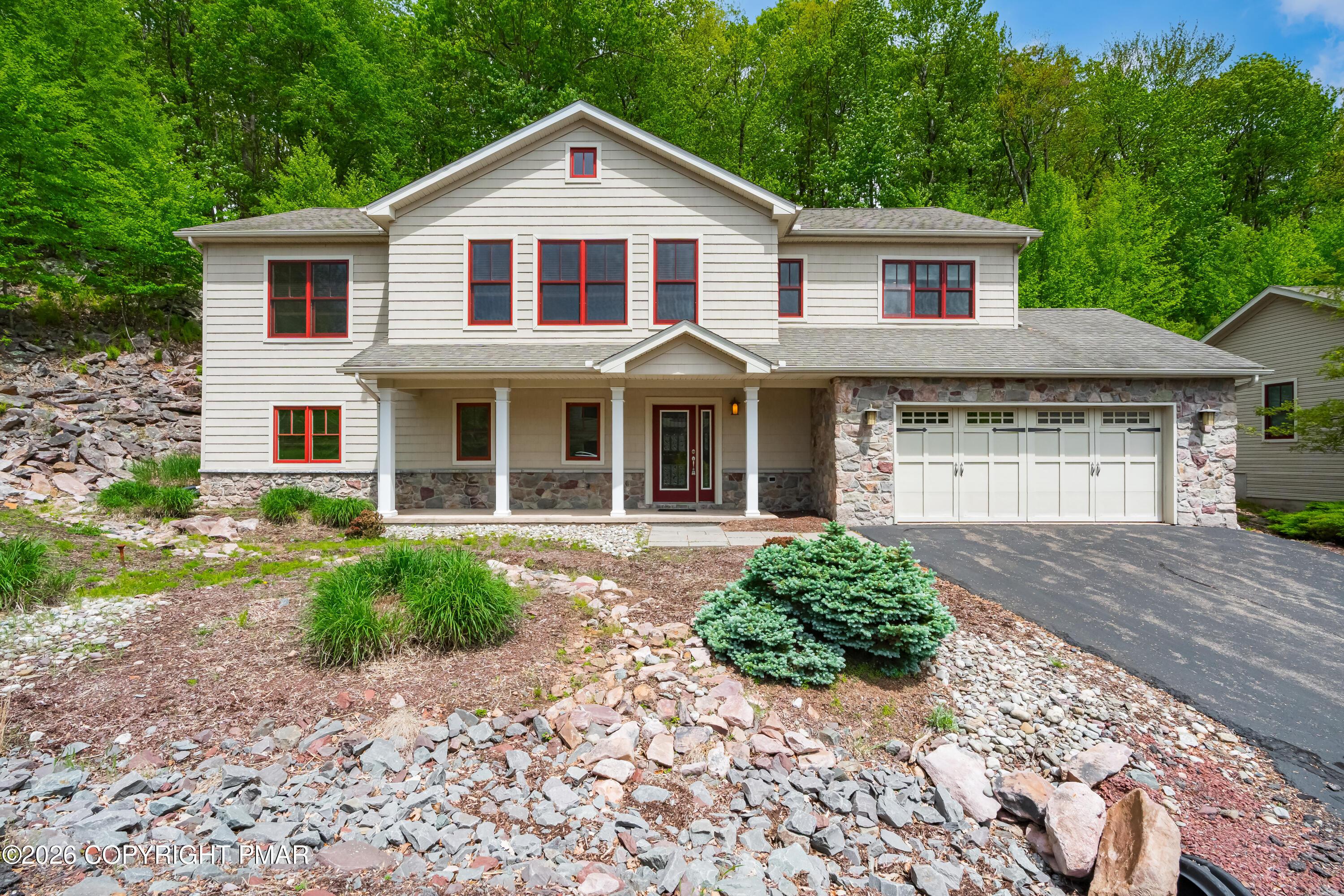 Image 3: 54Bluestone_Exterior_9