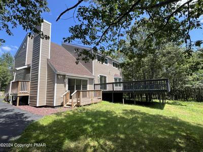 180 Lamsden Drive