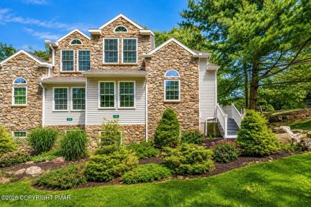 12 Beachwood Court