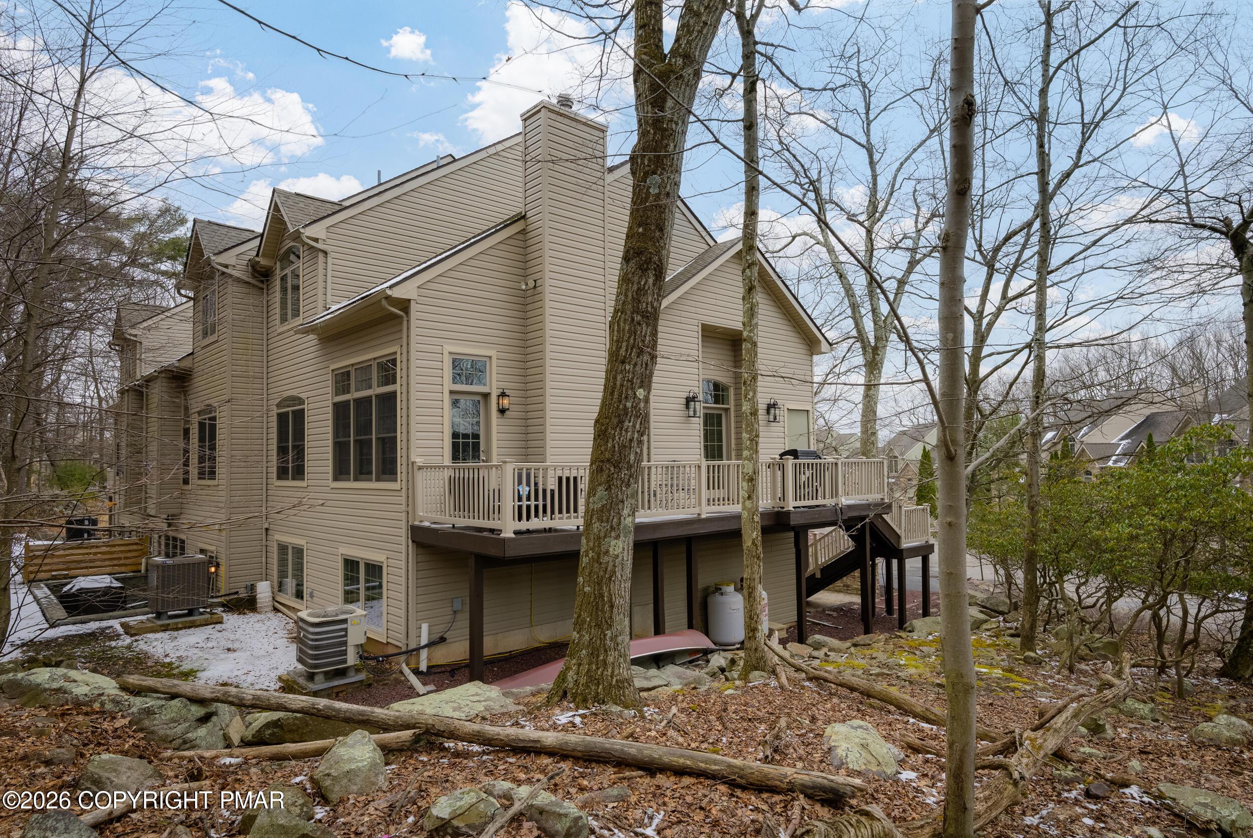 Image 2: 004-7wildbriar-mbertsch