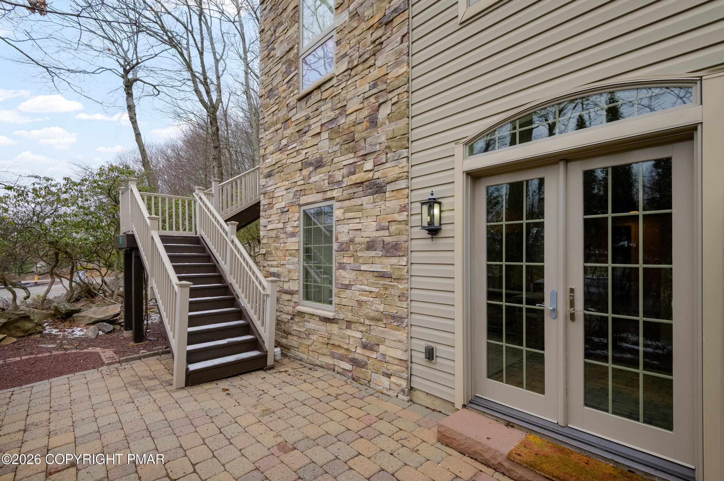 Image 4: 006-7wildbriar-mbertsch