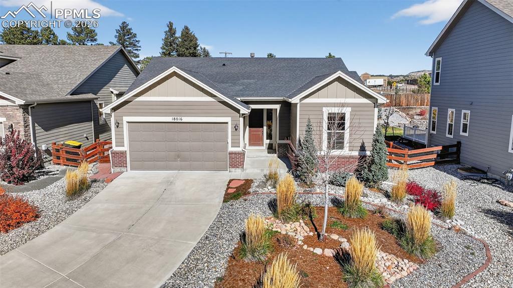 Image 4: Front of Structure