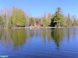 5313 Pine Island