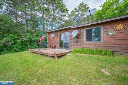 6022 Long Lake RD