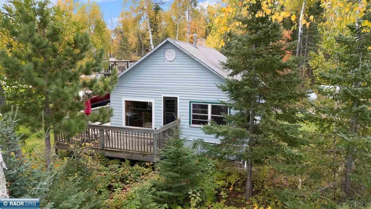 Image 2: One of the three cabins.