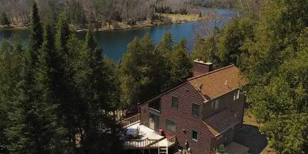 50631 Newburg Lane