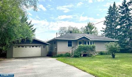 8128 Long Lake Rd