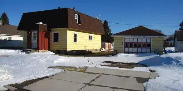 515 NE 4th Street