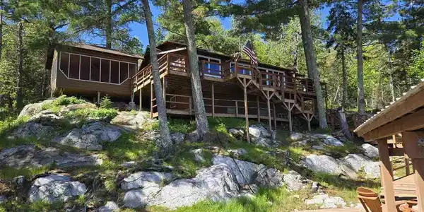 12418 Rock Point Dr