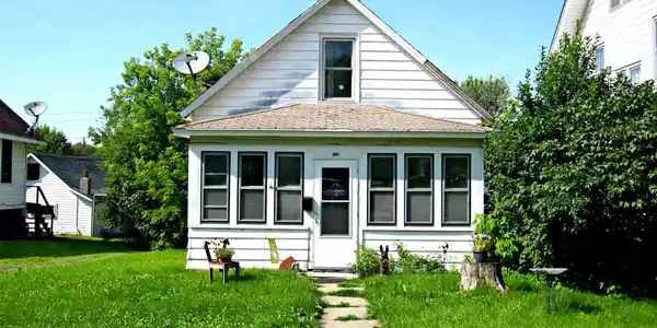 304 NW 2nd Street