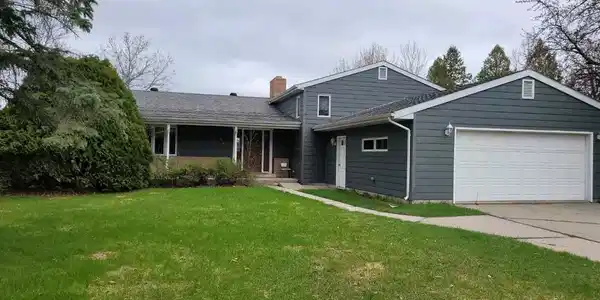 144 Riverview Blvd