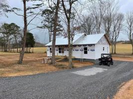 215 Perimeter Road
