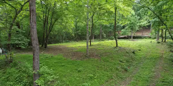 Image 2: 2