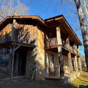137 County Road 468
