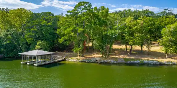 2416 Glengerrie Drive