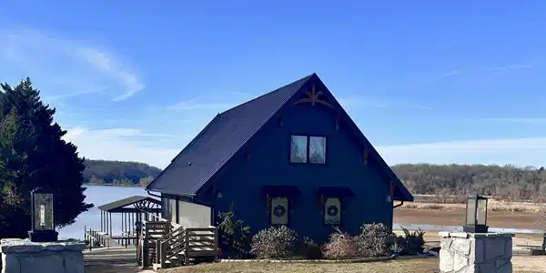 260 Windmill Lane