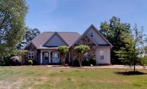 560 Rockholt Lane