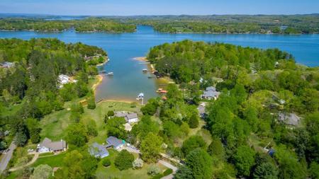 2615 Thicket Road