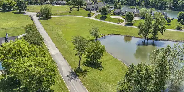 245 Viking Way