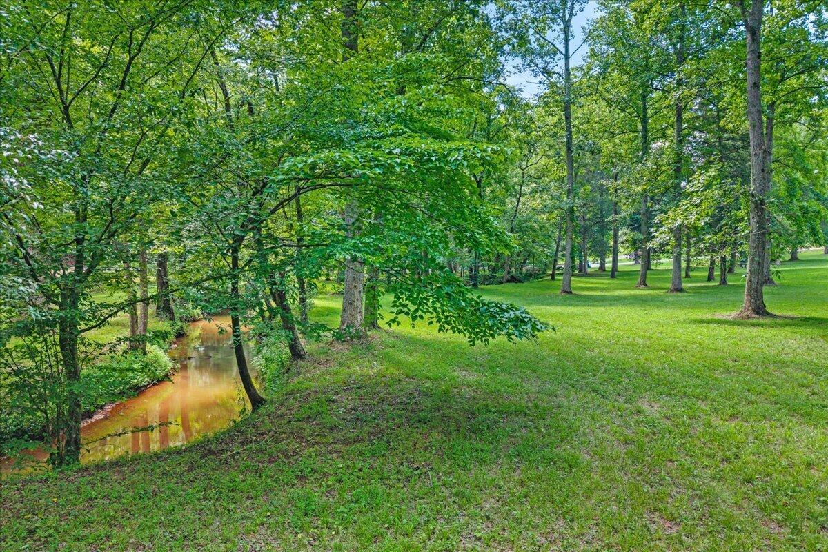 Image 2: 10-00 Brunner Rd-10