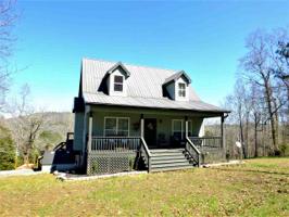 372 Hiwassee Dr